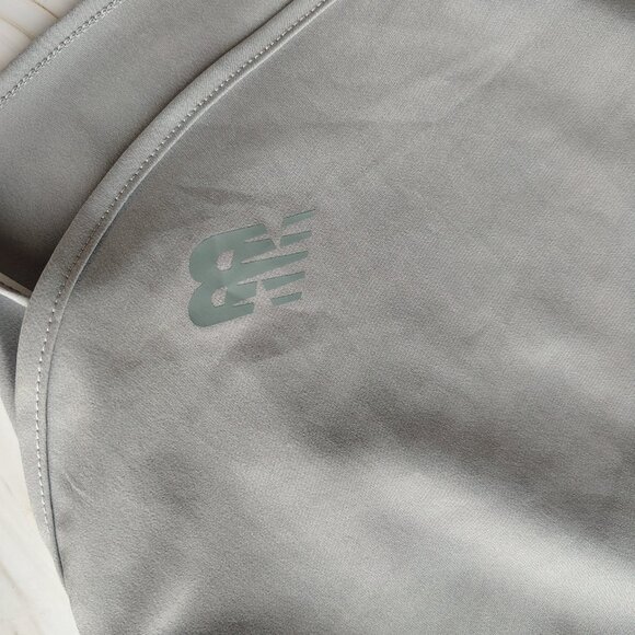 Women's New Balance shorts - Picture 3 of 6